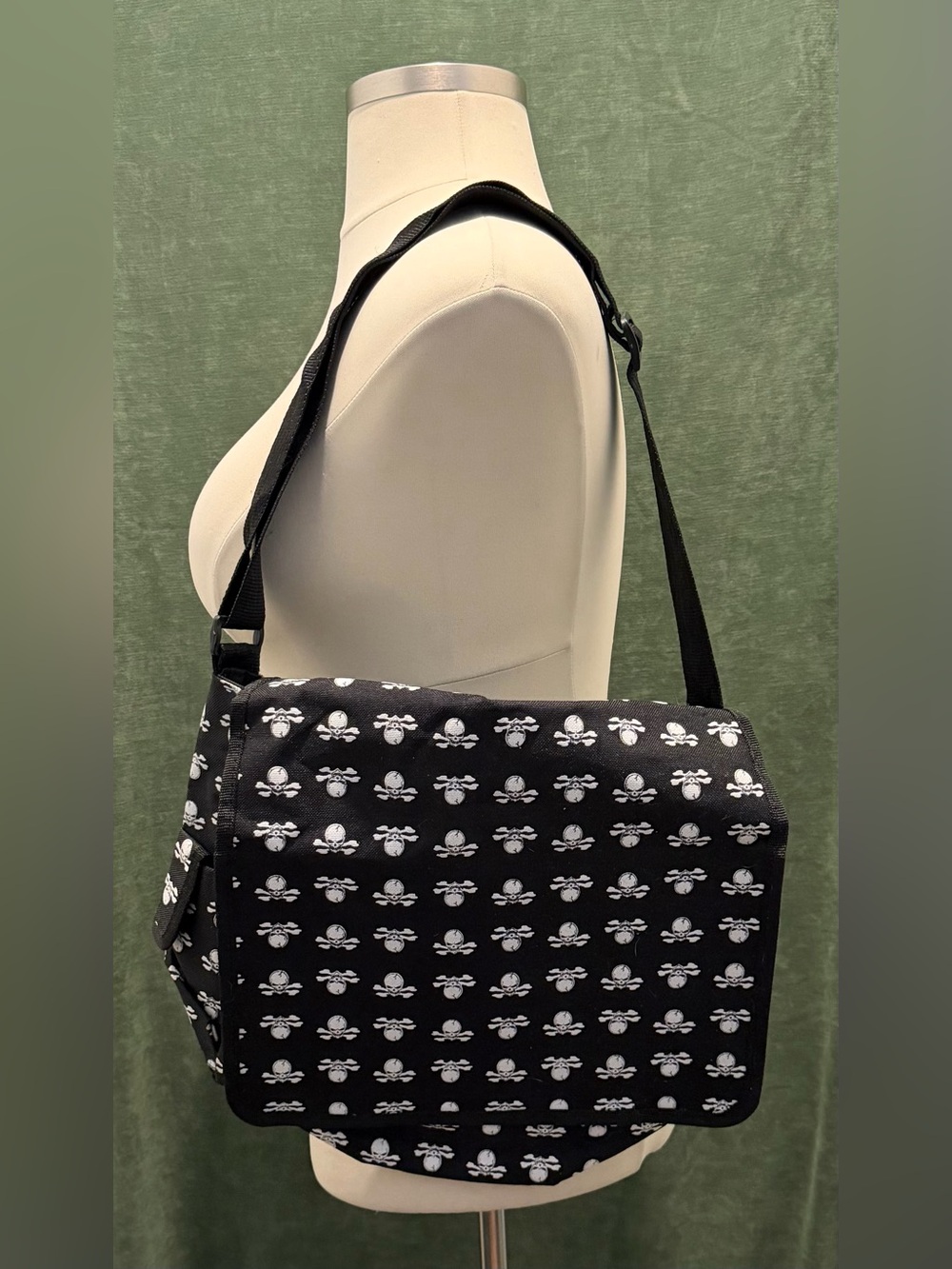 Y2K Black Skull Pattern Messenger Bag - Unbranded